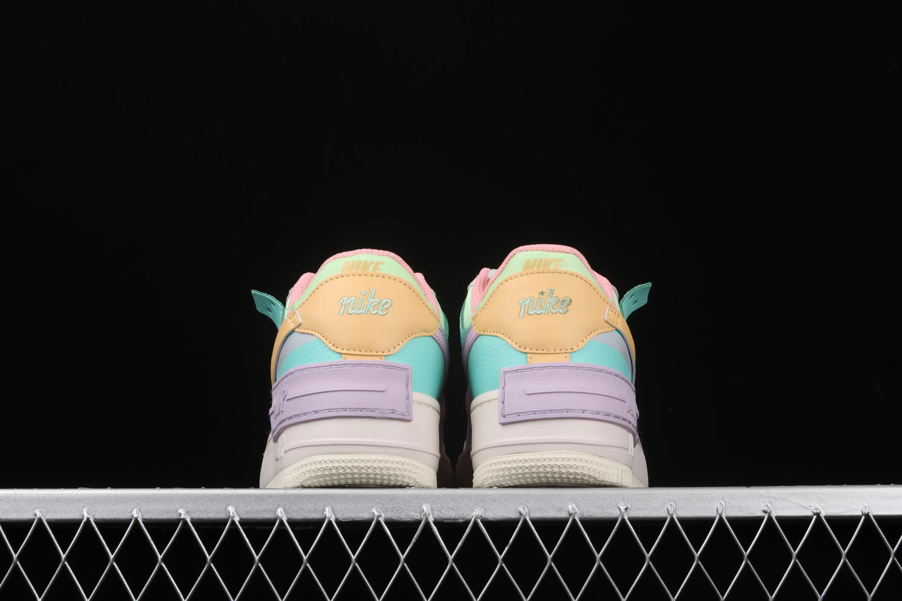 All Categories Nk Air Force 1 Air Force Series Nk Air Force 1 Shadow Air Force Lightweight Increased Corporate Level Nk Air Force 1 Shadow "Tropical Twist" Air Force 1 Lightweight Increased Low Top Versatile Sneakers CI0919-101